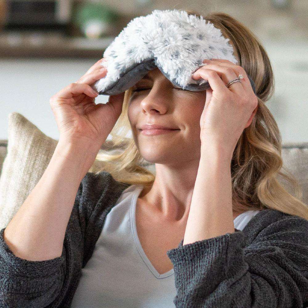 snowy-Fivira-eye-mask