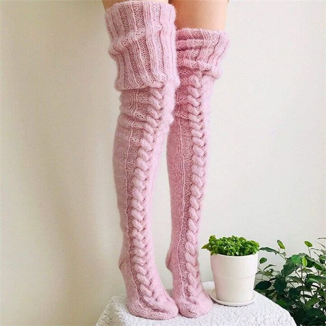 extra-long-knitted-socks-fashionable-and-warm-long-socks-for-women