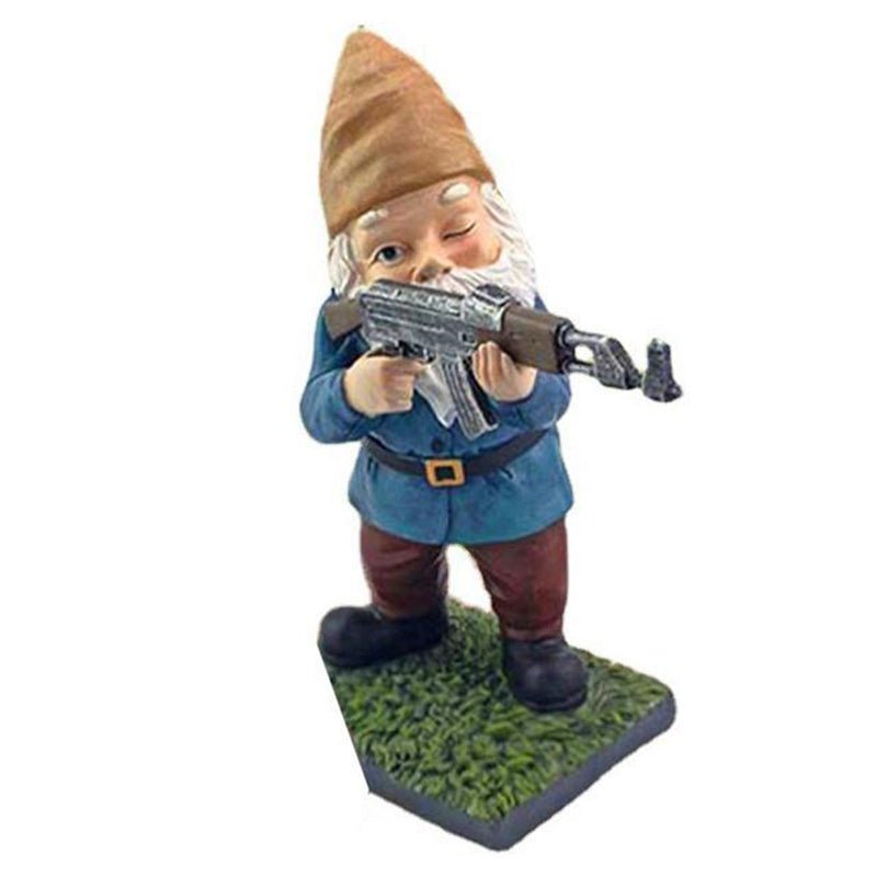 funny-army-gnome-garden-statue