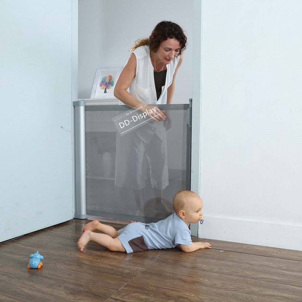 new-retractable-baby-safety-gate-protection-fence-pet-barrier