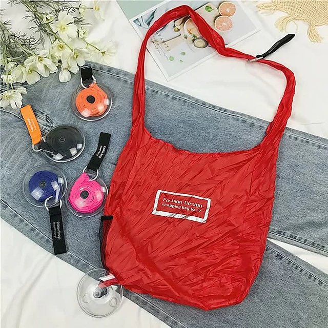 retractable-storage-bag-keychain-multifunctional-shopping-bag