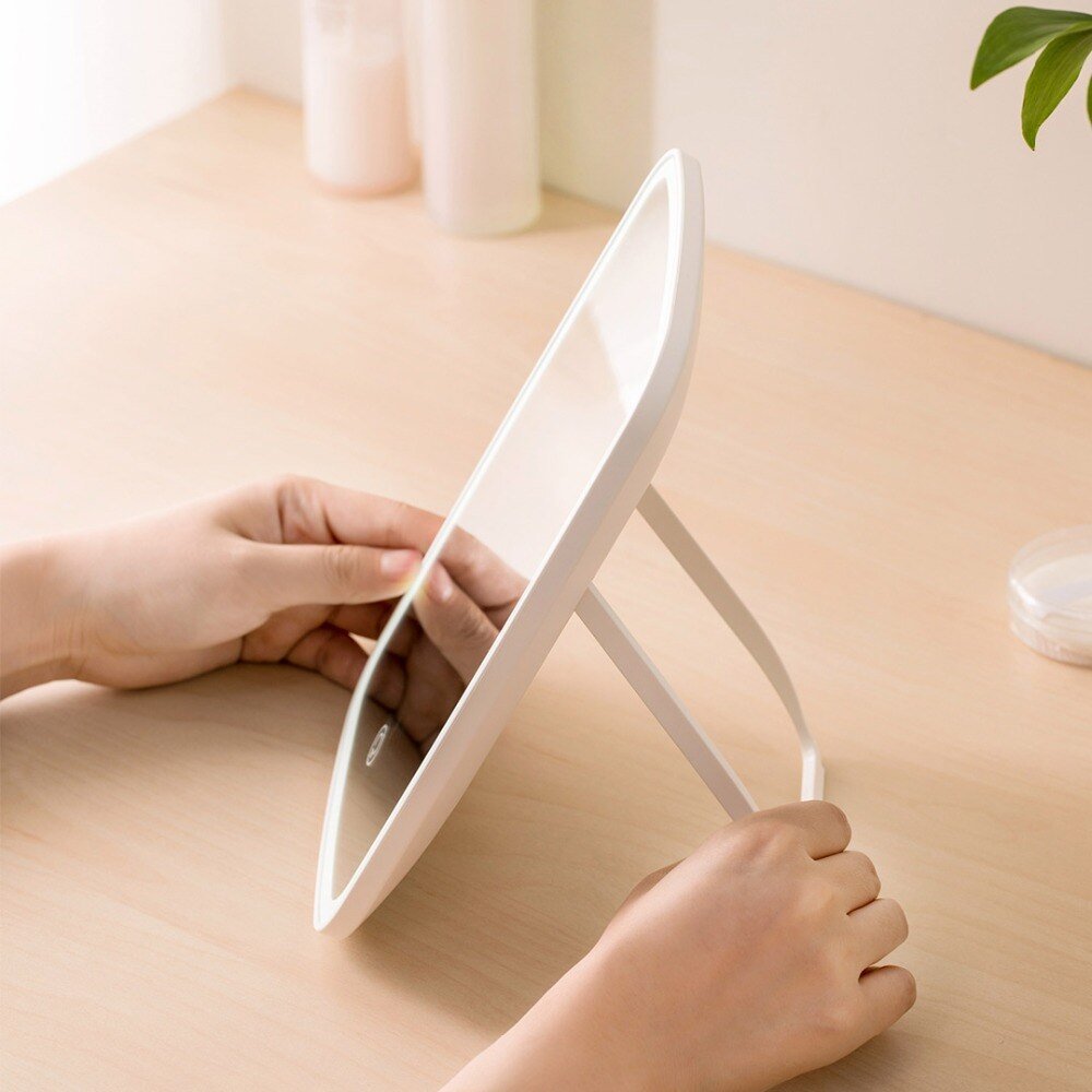 touch-sensitive-portable-makeup-mirror-with-led-brightness-adjustable-and-usb-rechargeable