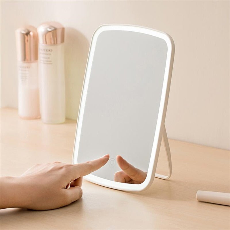 touch-sensitive-portable-makeup-mirror-with-led-brightness-adjustable-and-usb-rechargeable